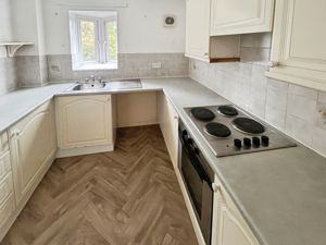 Kitchen- click for photo gallery